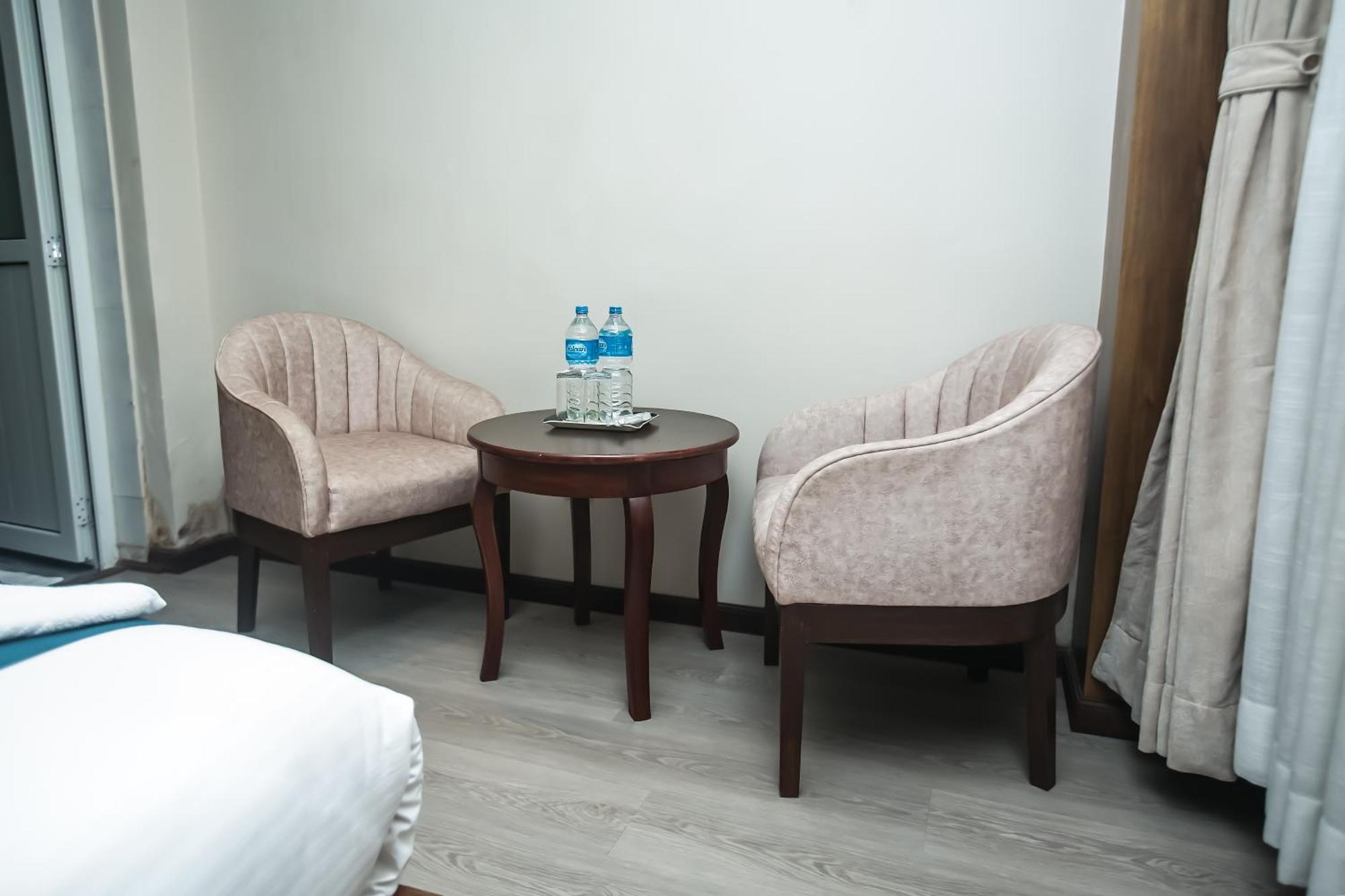 Hotel Maya Boutique And Apartment, Thamel Kathmandu Buitenkant foto